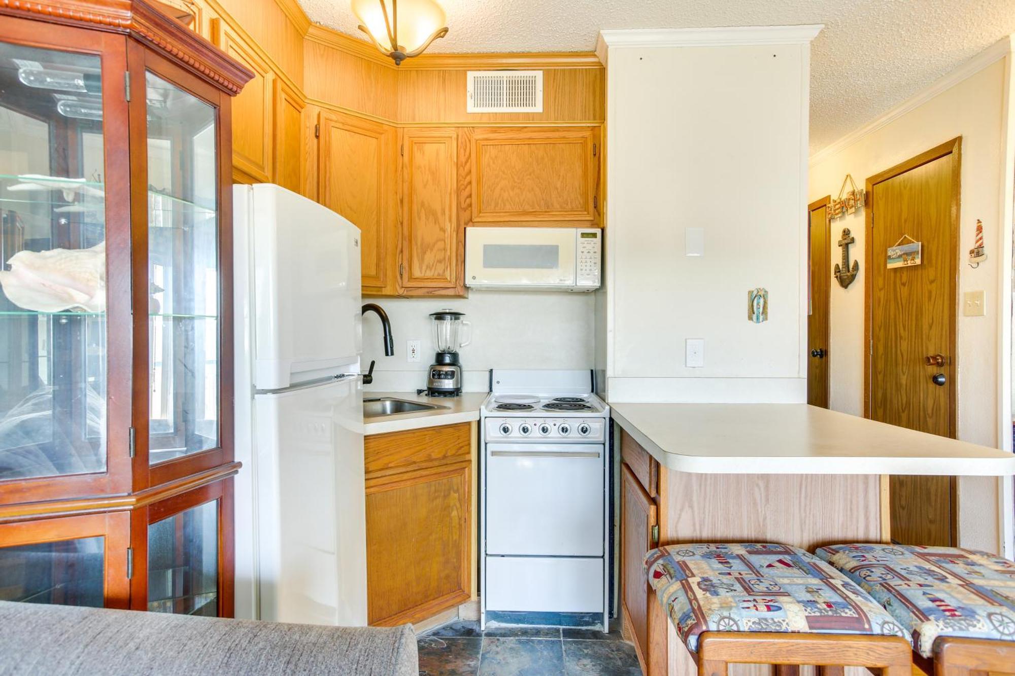 Galveston Retreat With Balcony And Gulf Views! Διαμέρισμα Εξωτερικό φωτογραφία