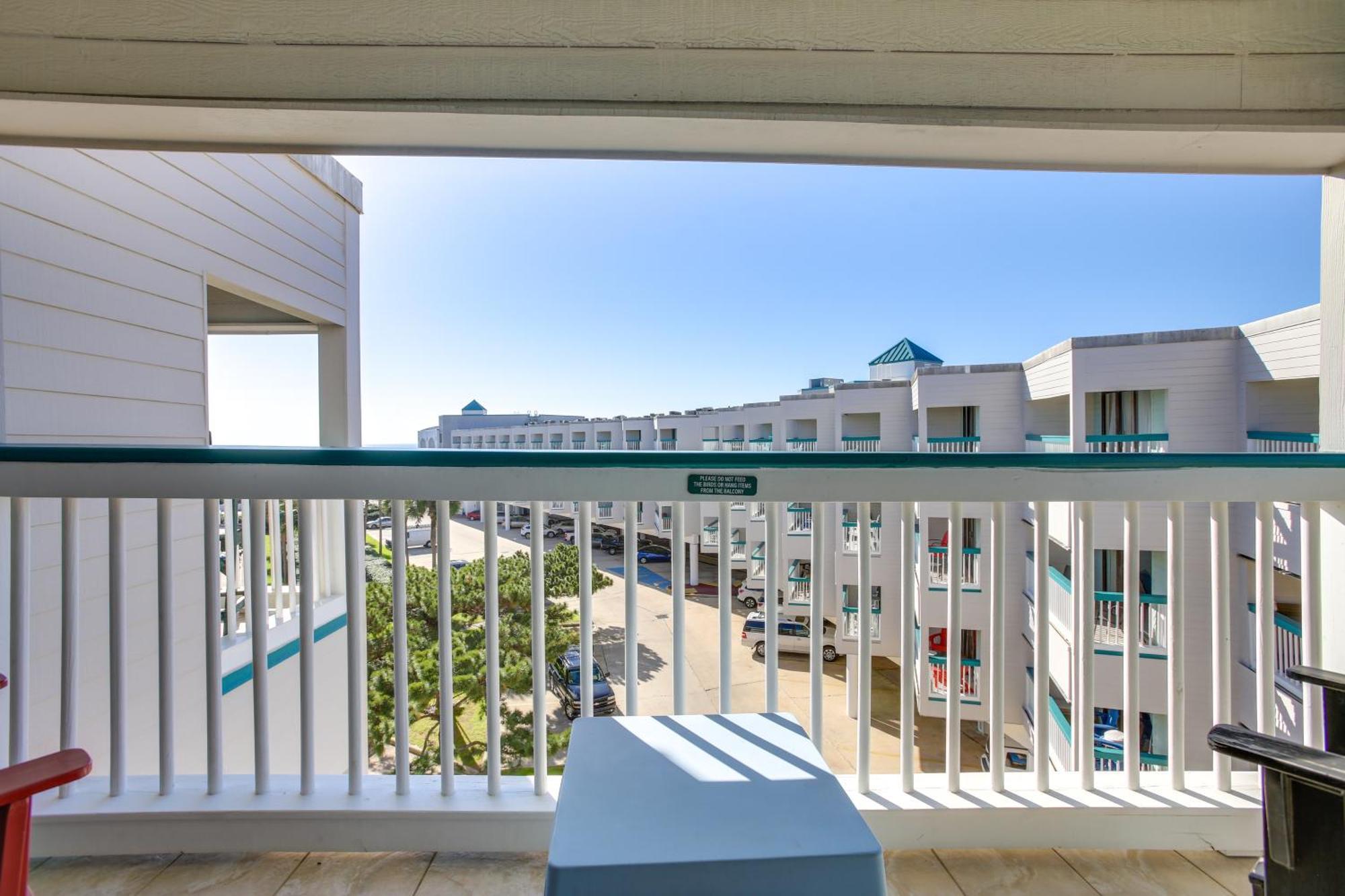 Galveston Retreat With Balcony And Gulf Views! Διαμέρισμα Εξωτερικό φωτογραφία