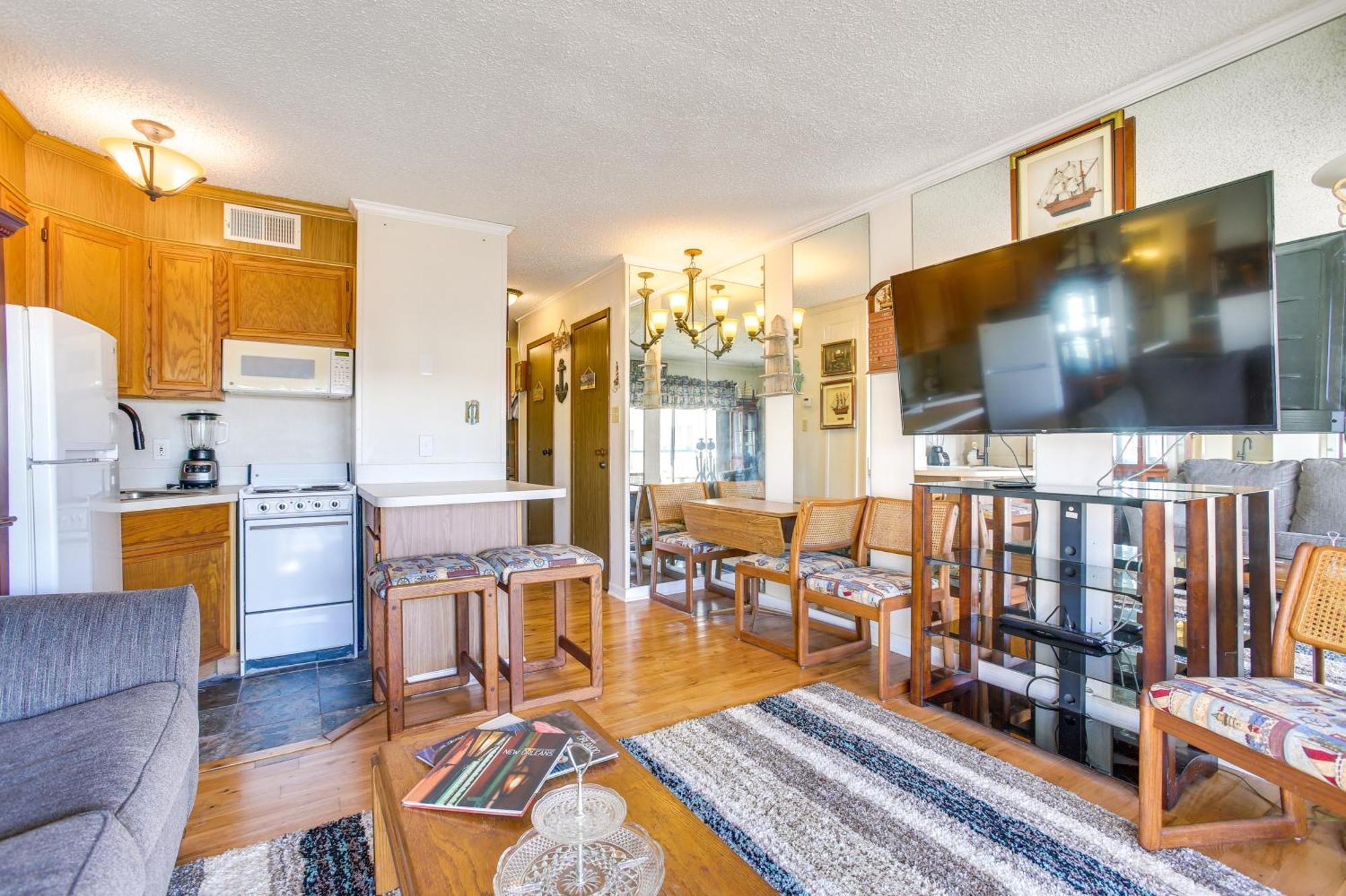 Galveston Retreat With Balcony And Gulf Views! Διαμέρισμα Εξωτερικό φωτογραφία